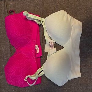 Two pack of Victoria’s Secret bras